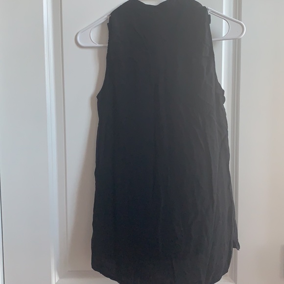 Black Tank With Buttons - Picture 5 of 5